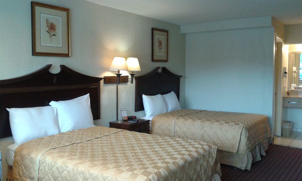 Key West Inn - Newport News Kültér fotó