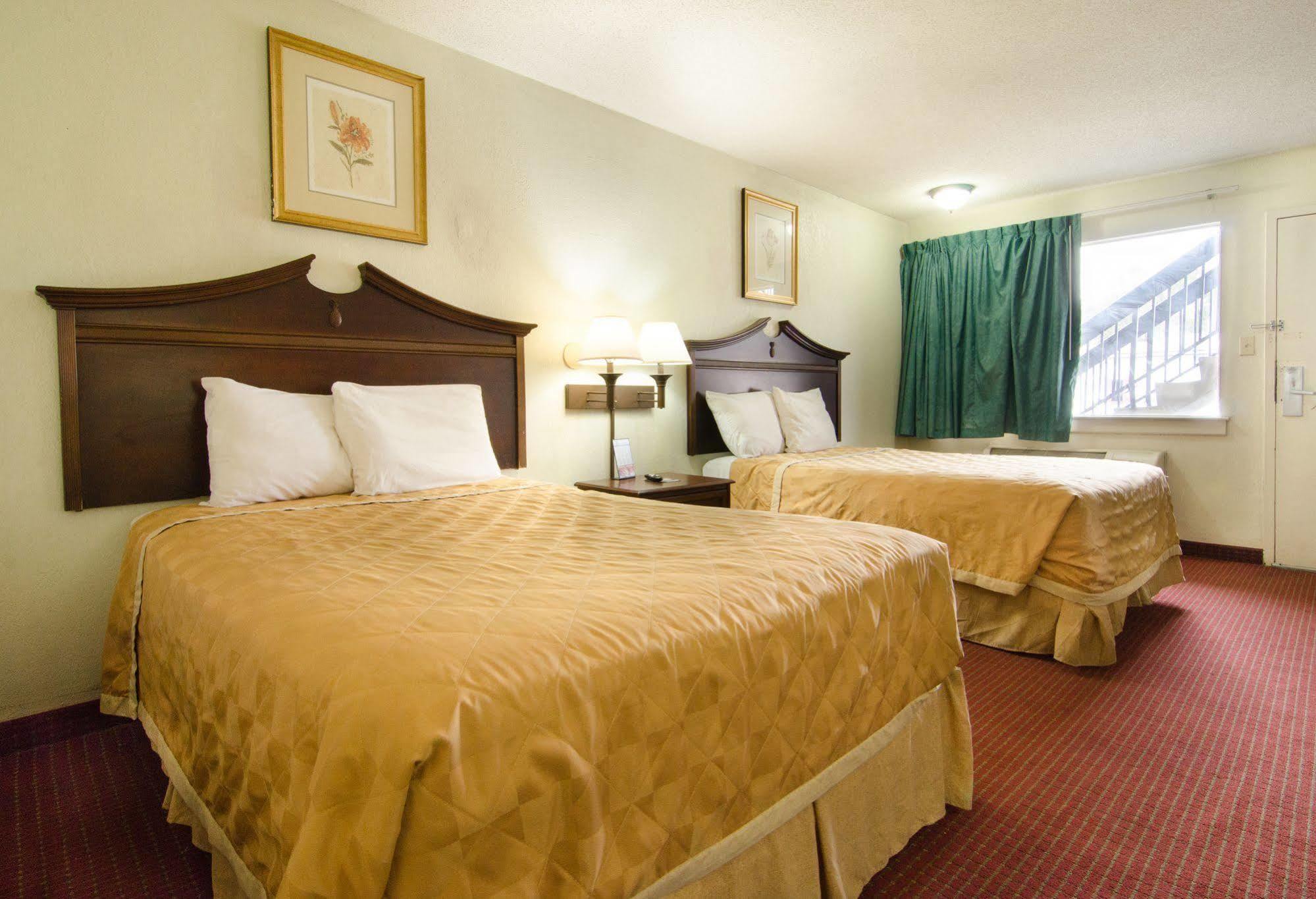 Key West Inn - Newport News Kültér fotó